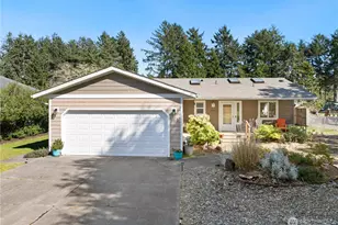 160 Dolphin Ave NE, Ocean Shores, WA 98569 - Photo 1