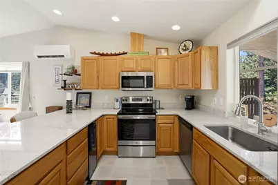 160 Dolphin Avenue NE, Ocean Shores, WA 98569 - Photo 8