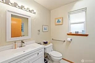 160 Dolphin Ave NE, Ocean Shores, WA 98569 - Photo 14