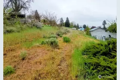 222 Kenwood Street, Omak, WA 98841 - Photo 6