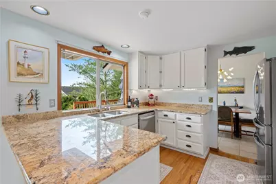 10516 Vernon Road, Lake Stevens, WA 98258 - Photo 10