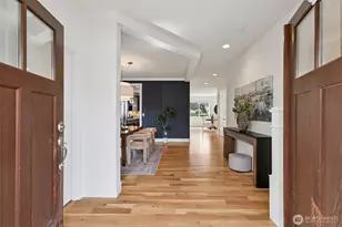 8535 4th Ave NE, Seattle, WA 98115 - Photo 2