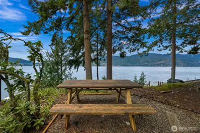 2562 Lake Whatcom Boulevard, Bellingham, WA 98229 - Photo 26