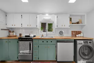 2562 Lake Whatcom Blvd, Bellingham, WA 98229 - Photo 16