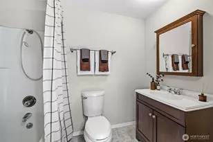 224 224th St SW, Bothell, WA 98021 - Photo 22