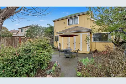 421 Wells Avenue S, Renton, WA 98057 - Photo 38