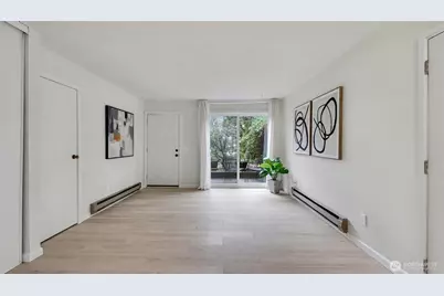 421 Wells Avenue S, Renton, WA 98057 - Photo 6