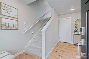 14424 Madison Way, Lynnwood, WA 98087 - Photo 2