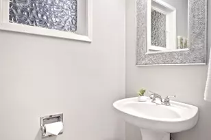 10124 241st Pl SW, Edmonds, WA 98020 - Photo 18