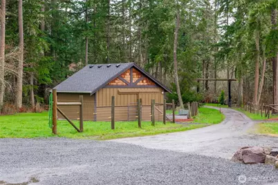 36421 80th Avenue E, Eatonville, WA 98328 - Photo 38