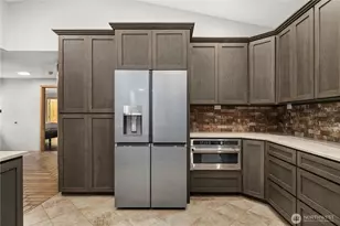 36421 80th Ave E, Eatonville, WA 98328 - Photo 10