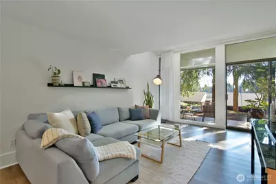 6236 137th Place NE #229, Redmond, WA 98052 - Photo 2