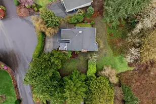 11210 67th Ave Ct NW, Gig Harbor, WA 98332 - Photo 2