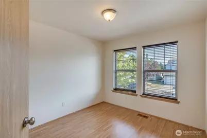 15890 Lakeview Avenue SE, Monroe, WA 98272 - Photo 20