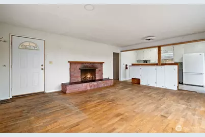 1682 NE Grandview Boulevard, Keyport, WA 98345 - Photo 10