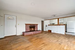 1682 NE Grandview Blvd, Keyport, WA 98345 - Photo 10