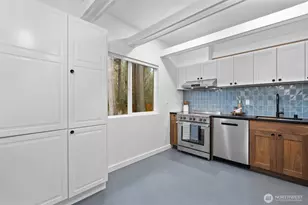 16007 SE 31st St, Bellevue, WA 98008 - Photo 8