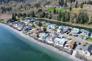 201 N Beach Dr, Port Ludlow, WA 98365 - Photo 32
