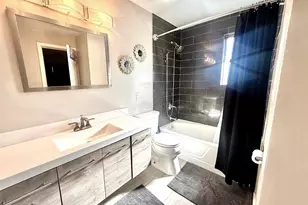 901 S Grant Ave, Tacoma, WA 98405 - Photo 10