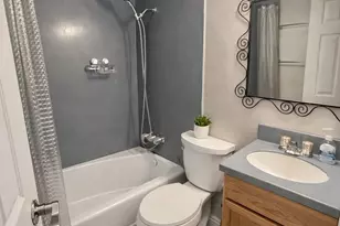 901 S Grant Ave, Tacoma, WA 98405 - Photo 16