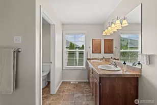 23412 SE 260th Ct, Maple Valley, WA 98038 - Photo 16