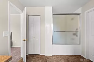 23412 SE 260th Ct, Maple Valley, WA 98038 - Photo 18