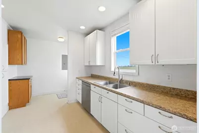 19500 Dahlstedt Road, Burlington, WA 98233 - Photo 12