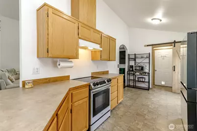 774 Carriage Court Drive W, Eatonville, WA 98328 - Photo 14