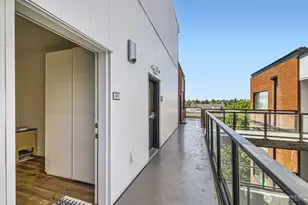 1601 N 45th St, Seattle, WA 98103 - Photo 4