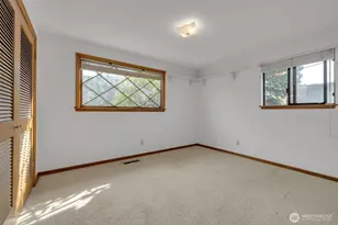 5714 Sealawn Ave NE, Tacoma, WA 98422 - Photo 12