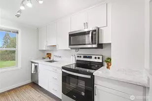 220 SW 137th St, Burien, WA 98166 - Photo 10