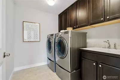 8402 121st Place SE, Newcastle, WA 98056 - Photo 34