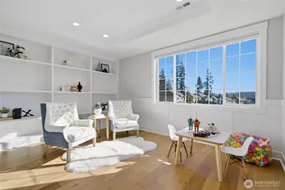 8402 121st Place SE, Newcastle, WA 98056 - Photo 14