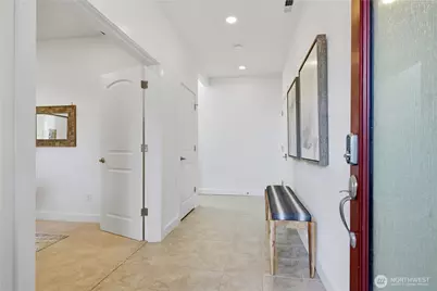 8402 121st Place SE, Newcastle, WA 98056 - Photo 2