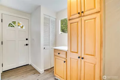 2450 Marine Drive, Bremerton, WA 98312 - Photo 14