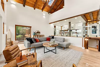 6358 S Island Drive E, Bonney Lake, WA 98391 - Photo 6