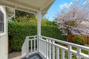 823 NE 58th St, Seattle, WA 98105 - Photo 26