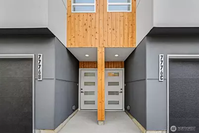 7776 Highland Park Way SW #B, Seattle, WA 98106 - Photo 2