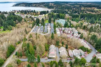 10701 NE Kingston Meadows Circle, Kingston, WA 98346 - Photo 26