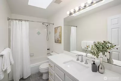 1734 Ilwaco Avenue NE, Renton, WA 98059 - Photo 28