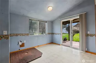 321 Royer St, Acme, WA 98220 - Photo 8