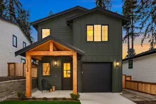 13728 NE 101st St, Kirkland, WA 98033 - Photo 1