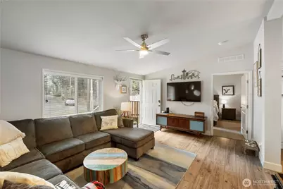 138 Sherwood Lane, Packwood, WA 98361 - Photo 6