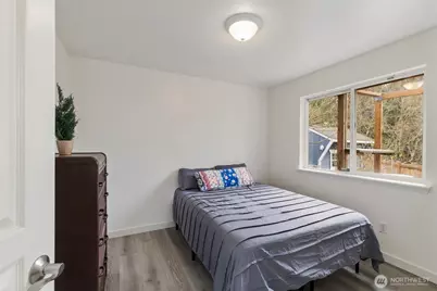 230 May Street W, Port Orchard, WA 98366 - Photo 18