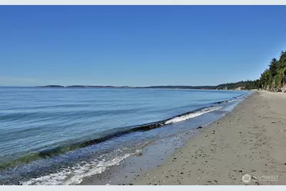 401 Gramayre Road, Coupeville, WA 98239 - Photo 14