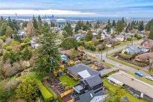 7247 36th Ave SW, Seattle, WA 98126 - Photo 8