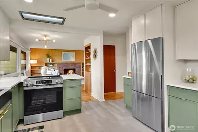 7247 36th Avenue SW, Seattle, WA 98126 - Photo 14