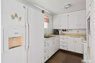 1571 Dutch Hollow Dr, Freeland, WA 98249 - Photo 8