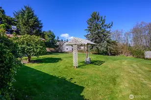 1571 Dutch Hollow Dr, Freeland, WA 98249 - Photo 32