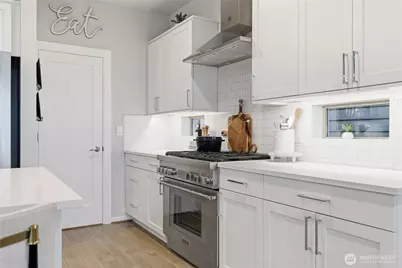 8117 130th Place SE, Snohomish, WA 98296 - Photo 8